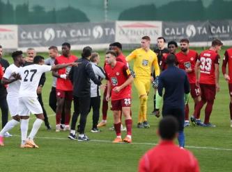 Gençlerbirliği-Kaiserslautern maçında gerginlik