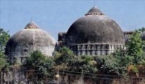 Hindistan Başbakanı yıkılan Babür Camisi'nin yerine inşa edilen tapınağı açtı