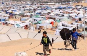 Mısır, BM yardım kamyonlarını Gazze'ye göndermeyi kabul etti