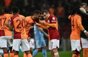 Galatasaray müthiş serisini devam ettirip koltuğu devraldı