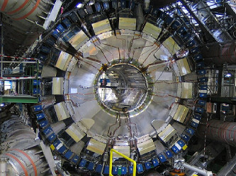 Bilim insanlarına göre dev bir adım: CERN'de kurşunu altına dönüştürdüler
