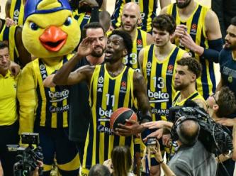 Euroleague'de Hayes-Davis rekor kırdı, Fenerbahçe Beko farklı kazandı
