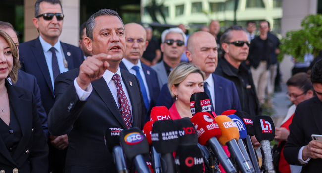 Özel'den Erdoğan'a sert sözler: Seçmen ilk seçimde kulağını koparır