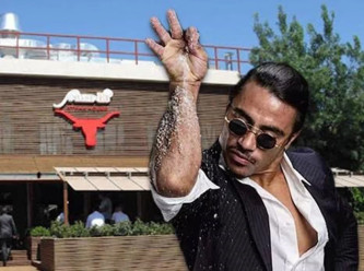 Nusret'e büyük şok: Banka hesabı akılalmaz yöntemle soyuldu