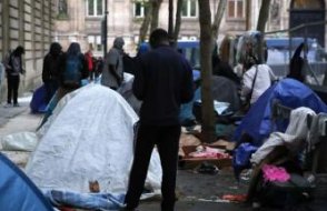 2024 Olimpiyatları öncesi Paris'te operasyon: Mülteci kampları tahliye edildi