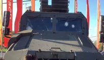 Rus ordusu  Ukrayna’da ele geçirdiği Türkiye üretimi Kirpileri sergiledi