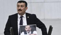 İYİ Partili Türkoğlu, Sinan Ateş'in fotoğrafını Meclis kürsüsüne taşıdı