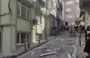 5 katlı binada doğalgaz patlaması: Ekipler sevk edildi