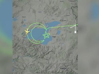 Akıncı İHA, İran dönüşü gökyüzünde ay yıldız çizdi