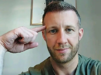 Ajanlıkla suçlanan eski asker parkta ölü bulundu