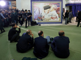 Reisi'nin cenaze törenine katılım neden düşük kaldı?