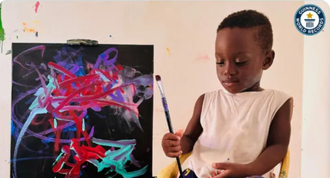 En genç ressam: 1,5 yaşındaki çocuk Guinness Rekorlar Kitabı’na girdi
