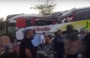 Mersin'de feci kaza: En az 10 ölü çok sayıda yaralı var