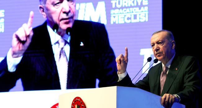 Erdoğan duyurdu: İhracatçılar için döviz bozdurma zorunluluğunda değişikliğe gidildi!