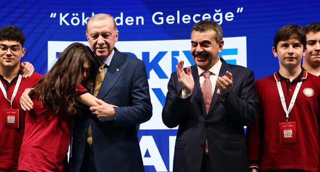 Erdoğan kara para aklamaktan yargılanan kardeşler için söz verdi: 'Arkadaşlarımız bakacak'