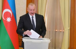 Aliyev meclisi feshetti: Azerbaycan erken seçime gidiyor