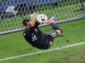 'En değerli kaleci' Costa, 3 penaltı kurtarışıyla Portekiz’i çeyrek finale taşıdı