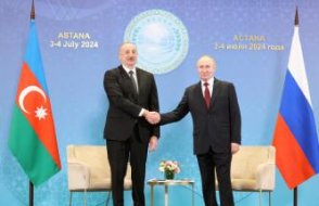 Astana ŞİÖ zirvesinde Putin liderlerle görüştü