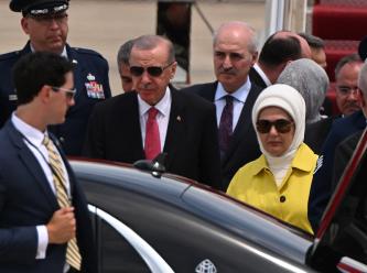 ABD'ye beş uçakla gitti, en pahalı otele yerleşti