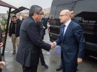 Çuvalı bile yandaştan alıyorlar! AKP'li vekilden ihalesiz satış