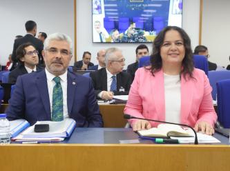 AKP'li Ök, şirketlerinin vergi ödemediğini kabul etti