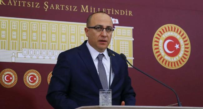 İzzet Ulvi Yönter bir mesajla görevini neden bıraktı?