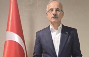 O Bakan'dan tuhaf sözler: Savaşa mı hazırlanıyoruz da haberimiz yok?