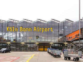 Köln'de askerî havaalanına sabotaj şüphesi