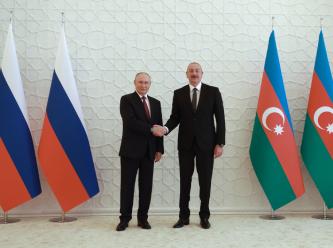 Putin ve Aliyev'den ilişkileri geliştirme mesajı