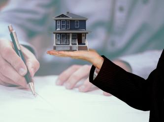 Depremi fırsata çevirdiler: Yüzde 200 zam geldi