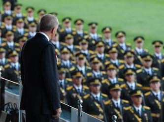 TSK'da rütbe bekleme sürelerini de Erdoğan belirleyecek!