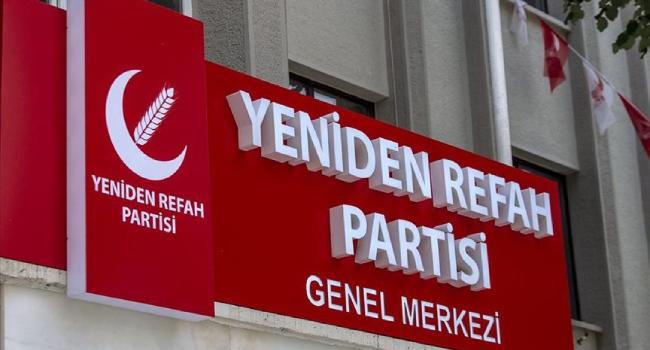 Yeniden Refah'ta erime sürüyor: 2 belediye başkanı daha istifa etti