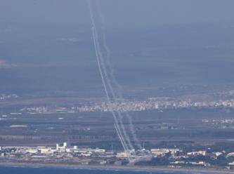 Hizbullah: İsrail'de askeri hedefleri ve Tel Aviv'i vurduk