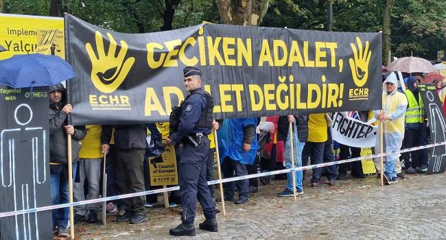 Strazburg'daki 'Adalet Yürüyüşü' Fransız basınında