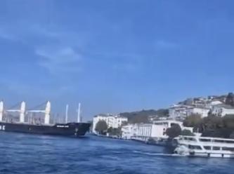 İstanbul Boğazı'nda iki gemi çarpıştı