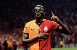 Galatasaray'dan bol gollü galibiyet: Farkı çift haneye taşıdı!