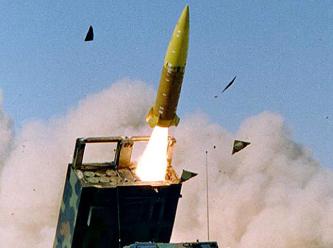 Ukrayna, ATACMS füzeleriyle Rus askeri havaalanını vurdu