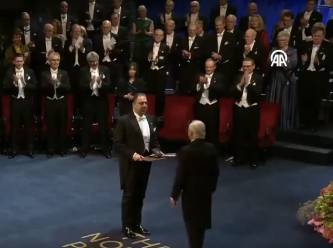 Daron Acemoğlu Nobel Ekonomi Ödülü'nü aldı