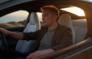 Elon Musk'un yüzünü güldüren olay