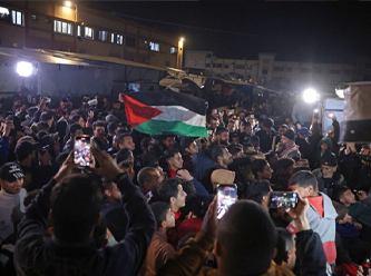 İsrail 641 Filistinli esiri daha serbest bıraktı