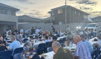 Avustralya'dan içinizi ısıtacak iftar: 25 senelik gelenek artık sokaklara taştı