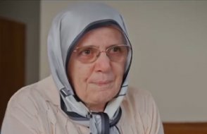 İmamoğlu'nun hesabından yeni paylaşım: 'Üzülme annem bu günler geçecek'