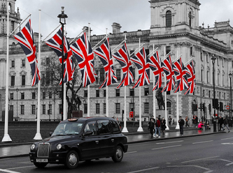 Rusya alarmı: İngilizler acil durum çantası hazırlıyor