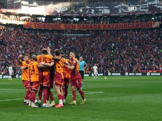 Galatasaray sezonu galibiyetle noktaladı