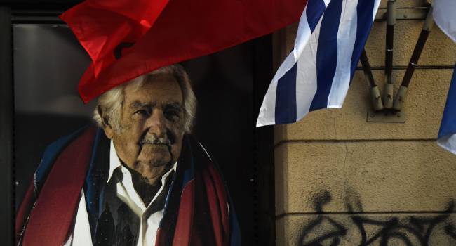 Uruguay'ın efsanevi Devlet Başkanı Jose Mujica, hayatını kaybetti