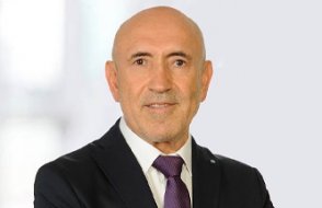 Ünlü iş insanı tutuklandı