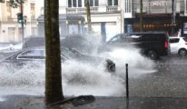 Fransa'da sel felaketi: Ölü ve yaralılar var