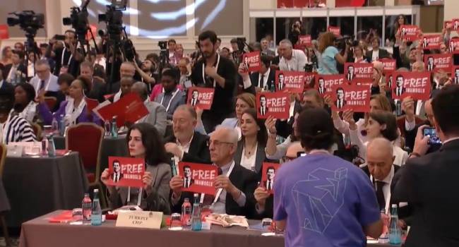 DEM Parti'den 'Free İmamoğlu' açıklaması: Dövizi neden kaldırmadılar?