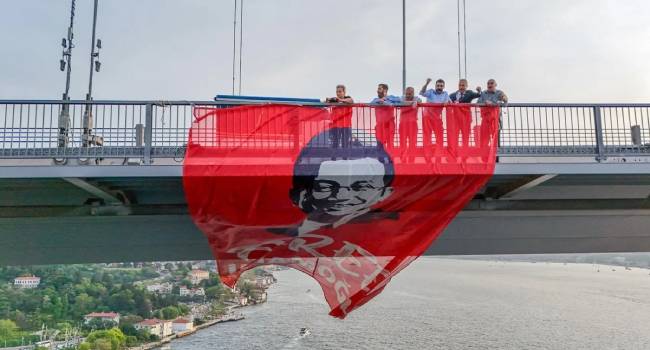 CHP'nin 'Free İmamoğlu' pankartına soruşturma açıldı