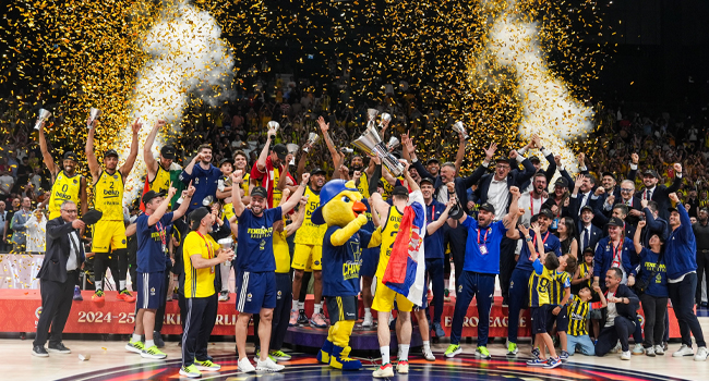Monaco engelini aşan Fenerbahçe Avrupa Şampiyonu oldu